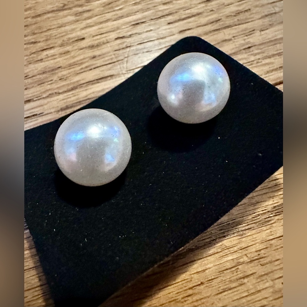Fashion Jewelry Elegant White Pearl Stud Earrings